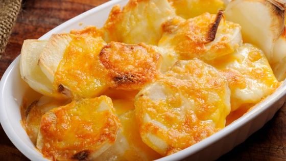 Creamy potatoes au gratin